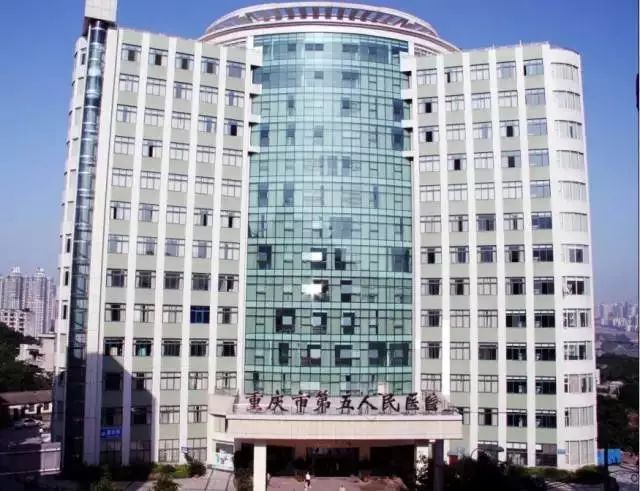 重庆南岸区，疫情下的坚守与希望