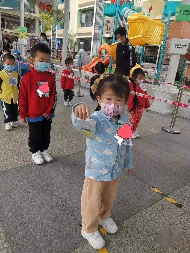 双城记，重庆疫情报告与青海复苏动态
