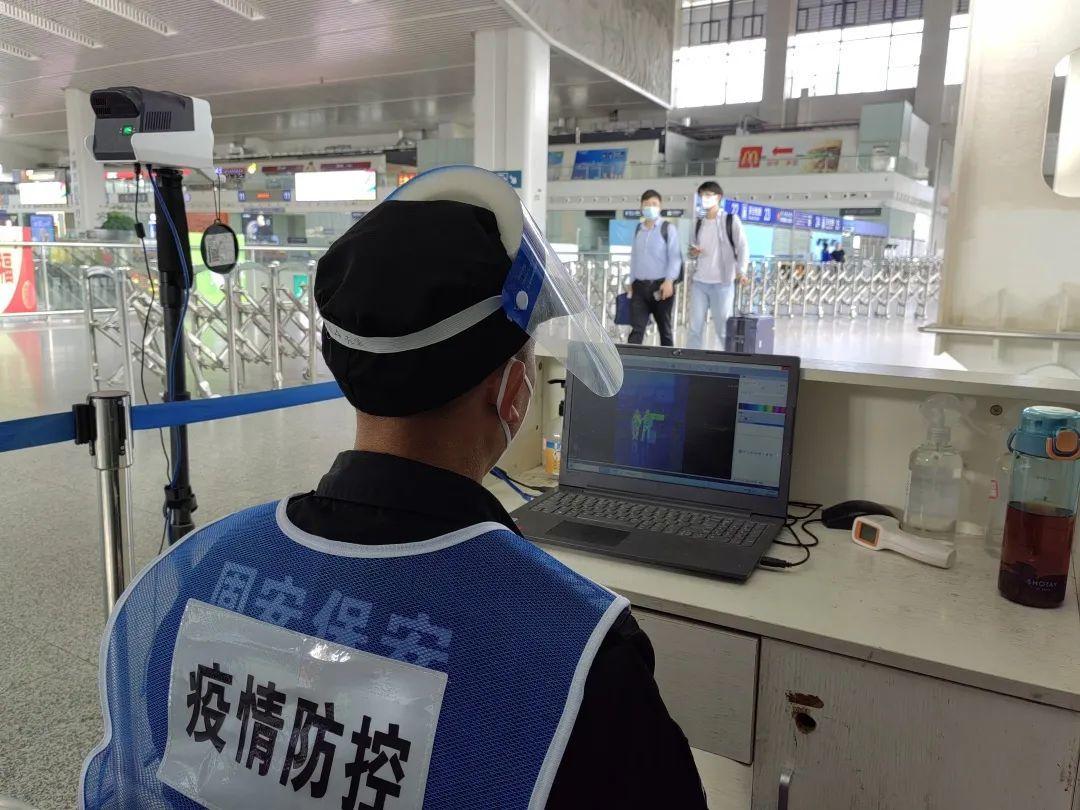 福州与广州，疫情下的城市应对与复苏之路