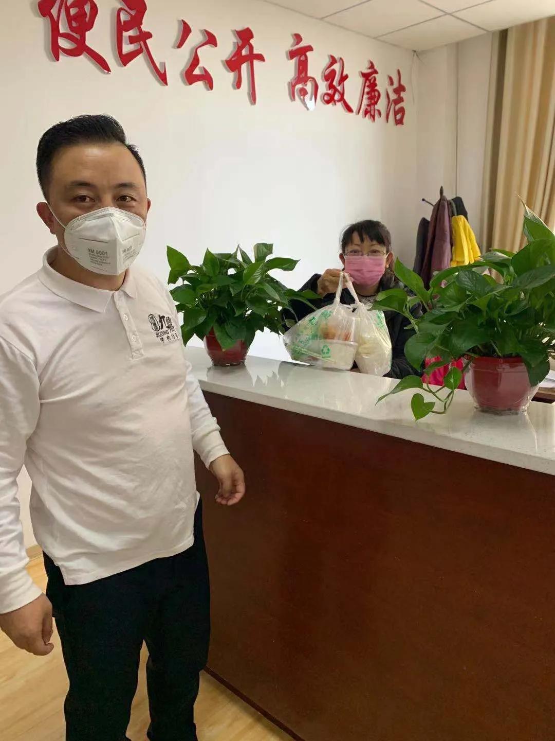 青海香港两地防控成效显著，但挑战仍存