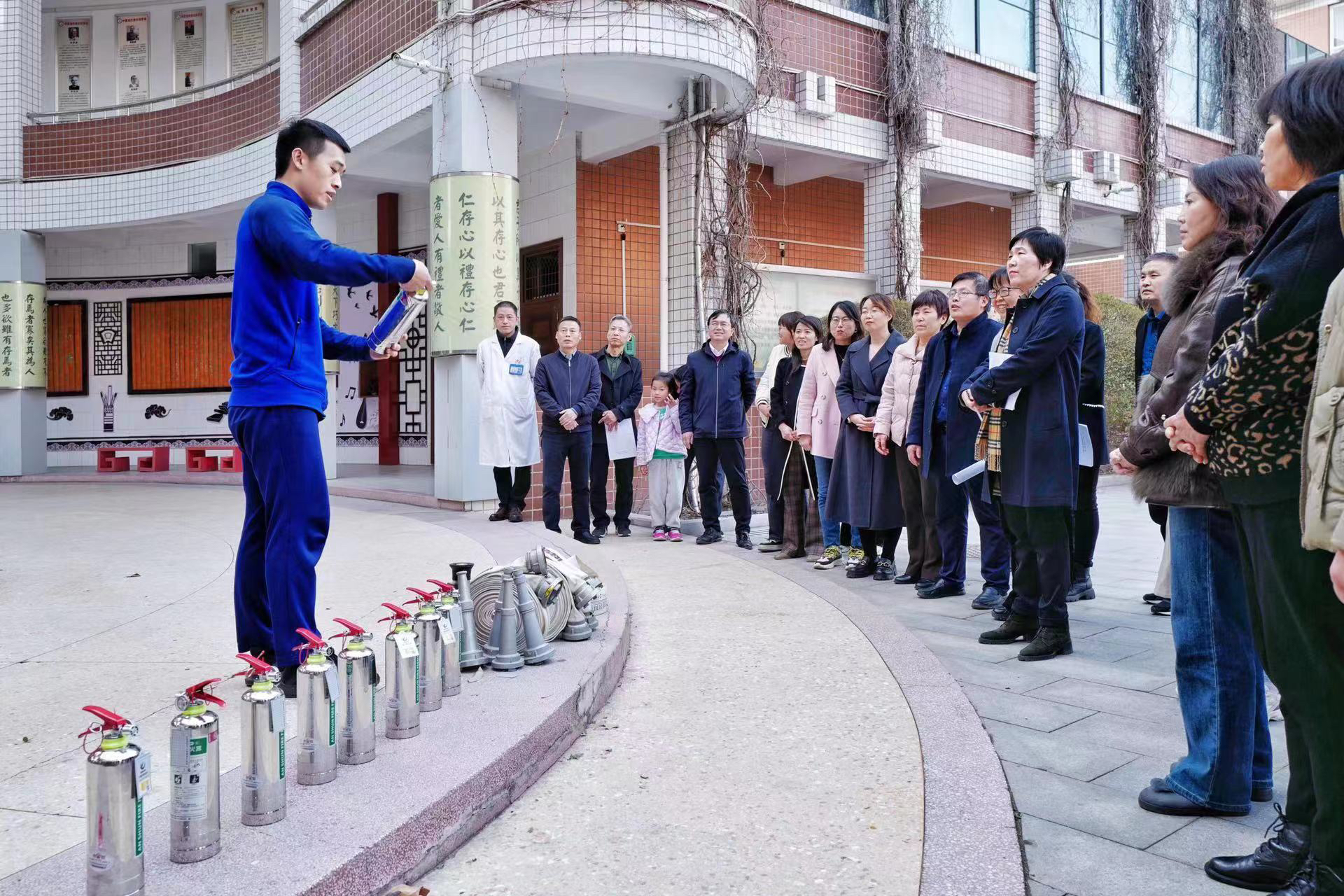 辽宁郑州携手共筑安全防线