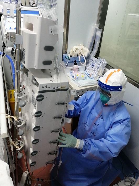 上海，疫情通告下的城市防疫坚守与复苏之路