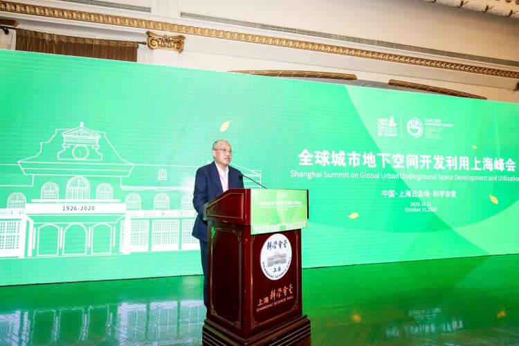 上海抗击台风，城市韧性与人心的温暖并驱