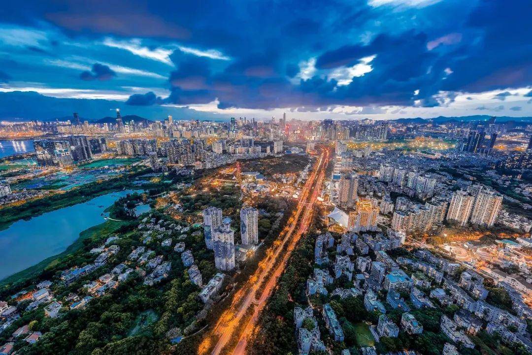 上海抗疫，一场长达数月的城市抗疫历程