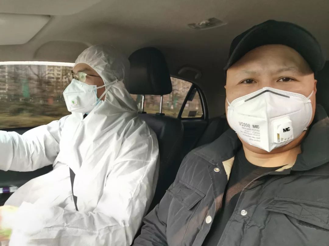 上海疫情中的三人行，坚守、温情与希望